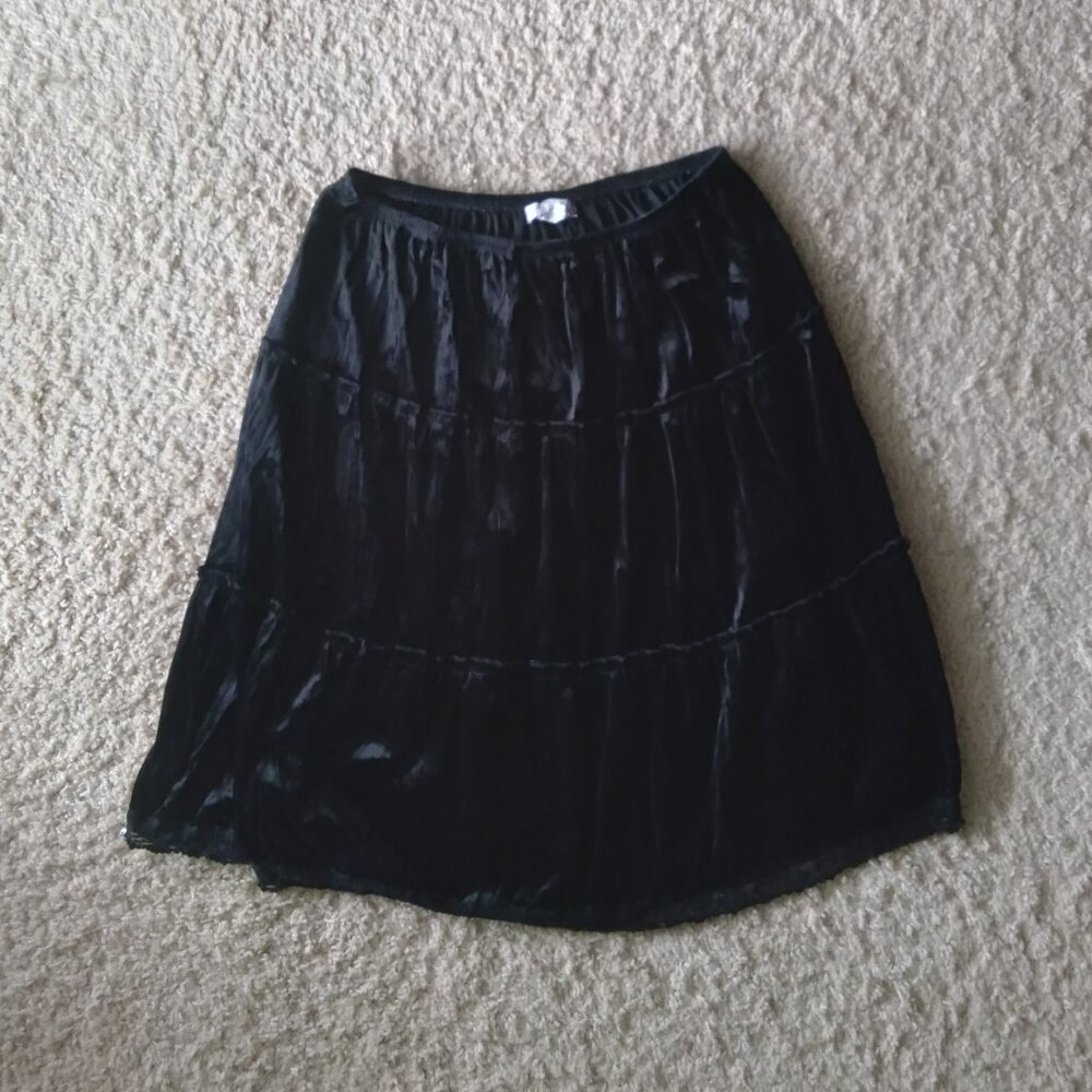 Vintage Y2K Teaze Clothing Black Velvet Tiered Midi Skirt with Lace Sequin Trim